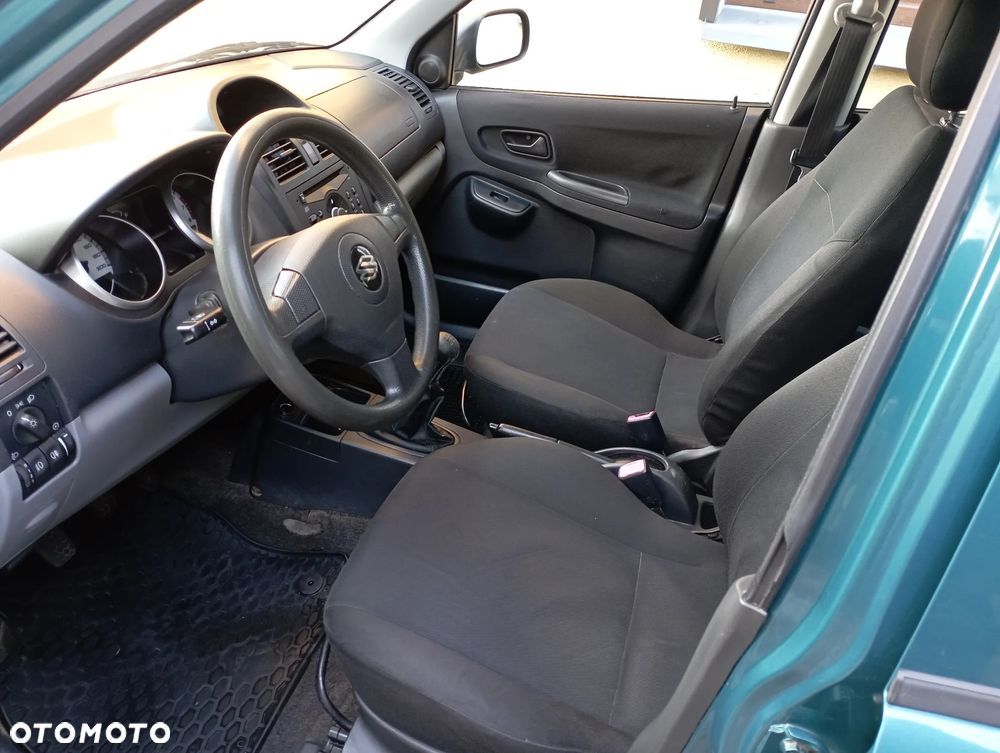 Suzuki Ignis 1.5 Four Grip Club 4 Seasons - 22