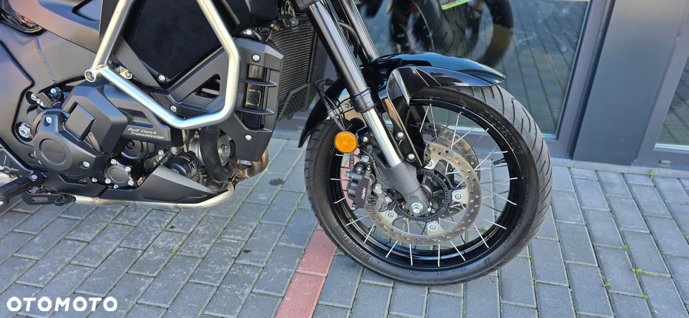 Honda VFR - 23