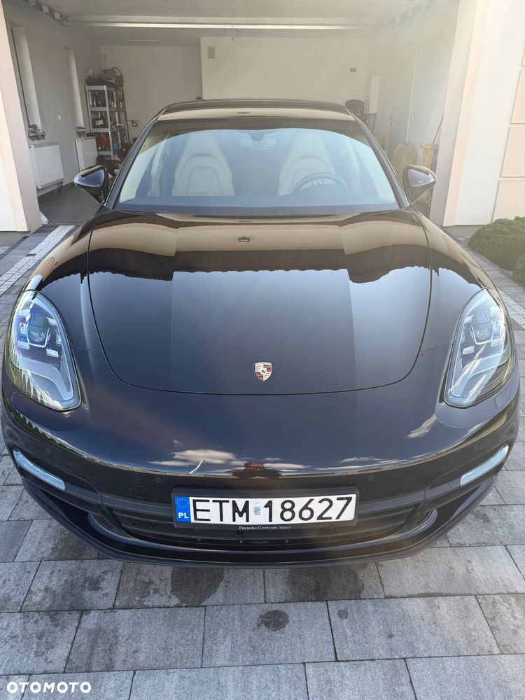Porsche Panamera 4 - 6
