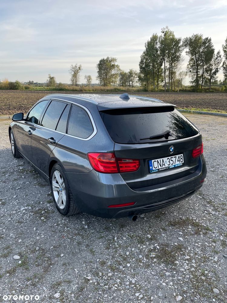 BMW Seria 3 318d Blue Performance Sport Line - 3
