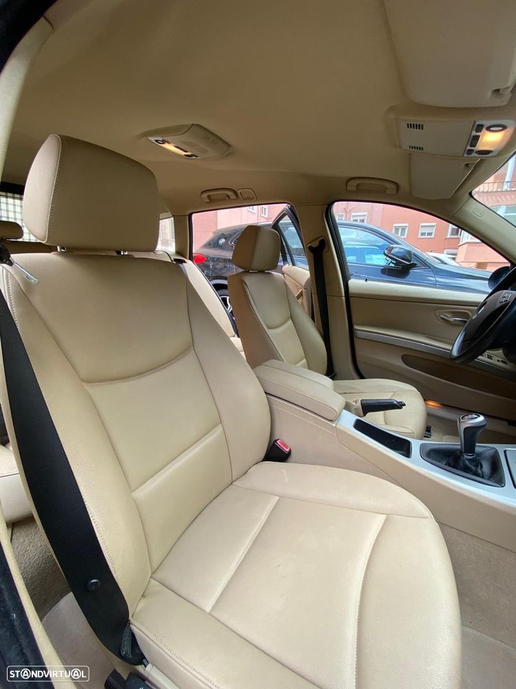 BMW 320 d - 13