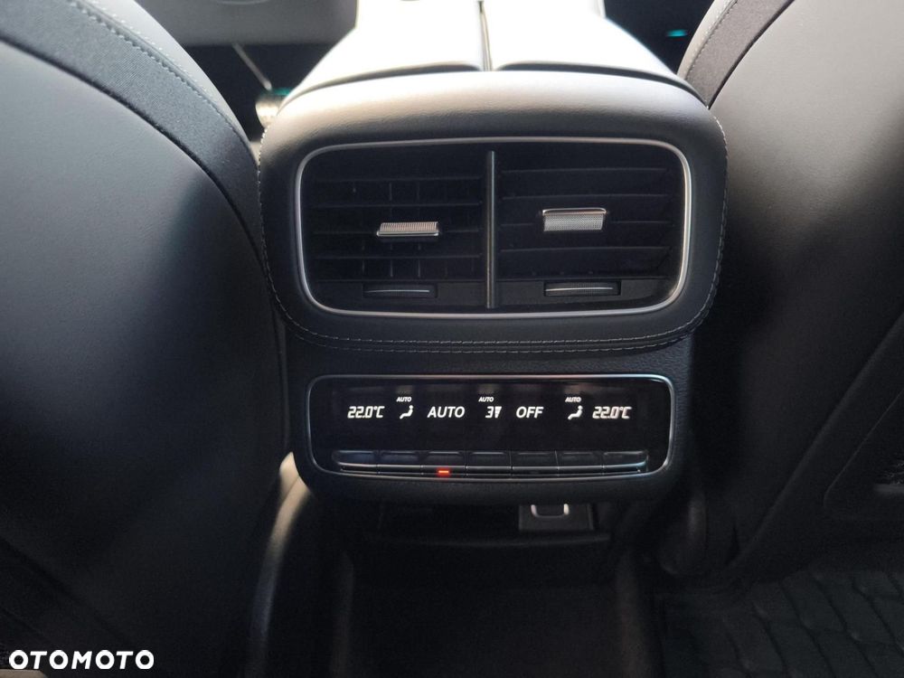 Mercedes-Benz GLE - 24