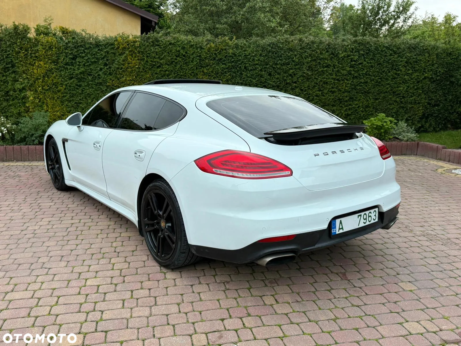 Porsche Panamera PDK - 11