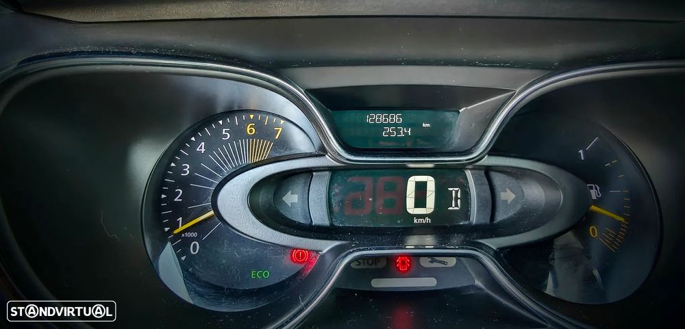 Renault Captur ENERGY TCe 120 EDC Elysee - 4