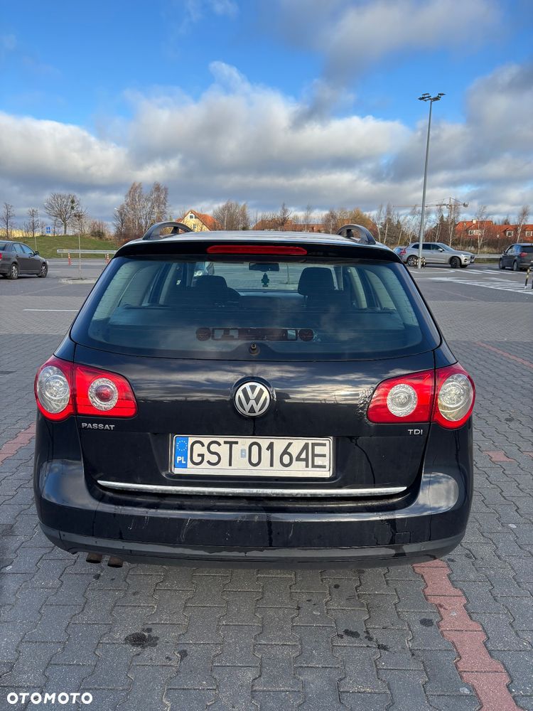 Volkswagen Passat 1.9 TDI Trendline - 6
