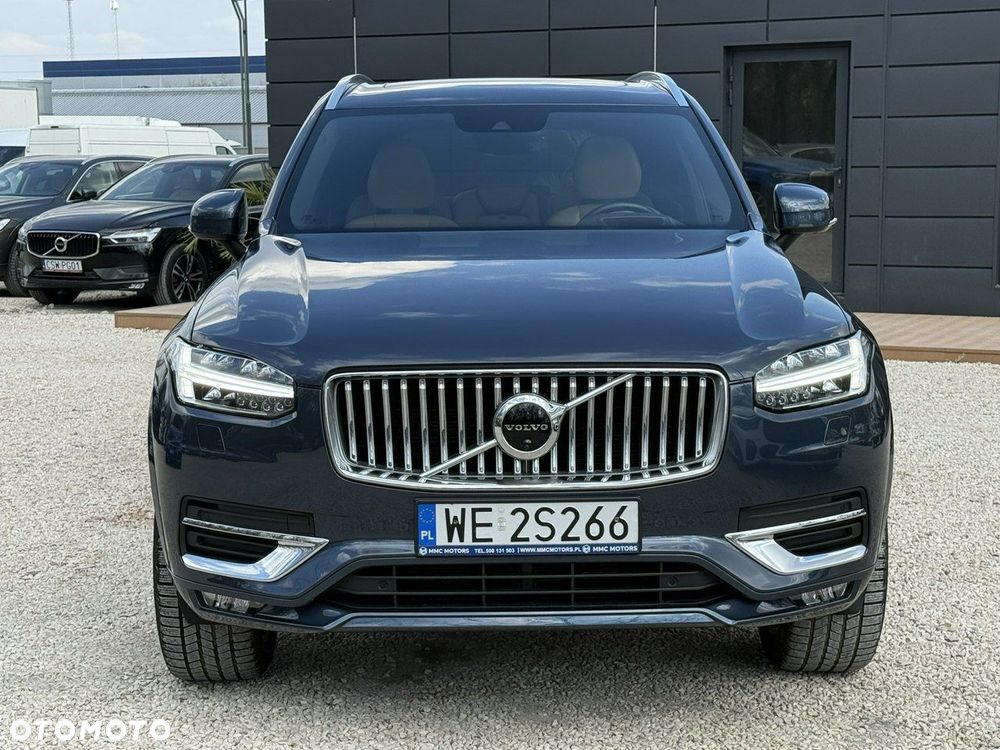 Volvo XC 90 - 9