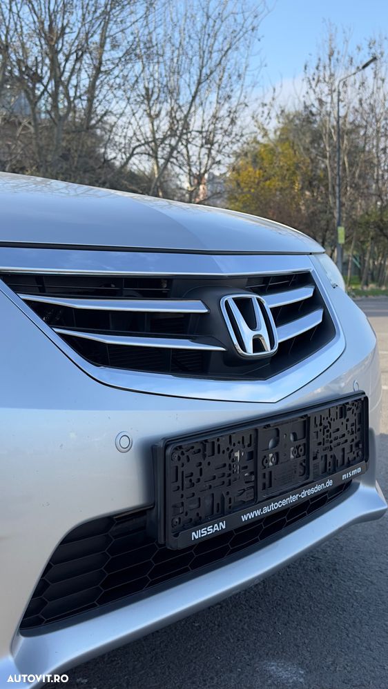 Honda Accord 2.0 Lifestyle - 4