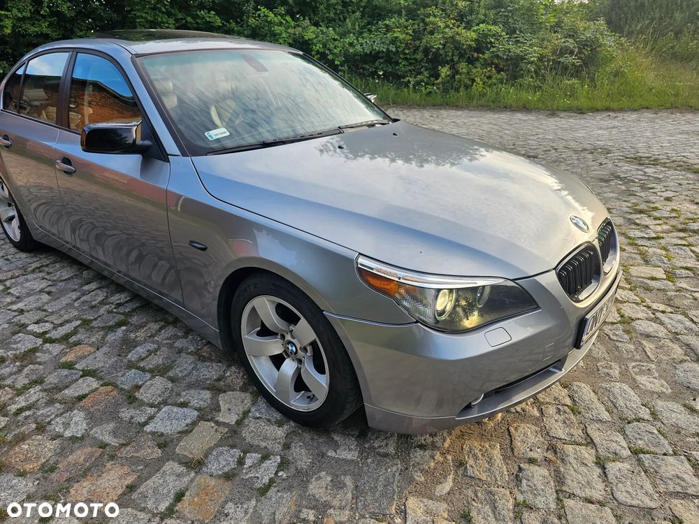 BMW Seria 5 525i - 3