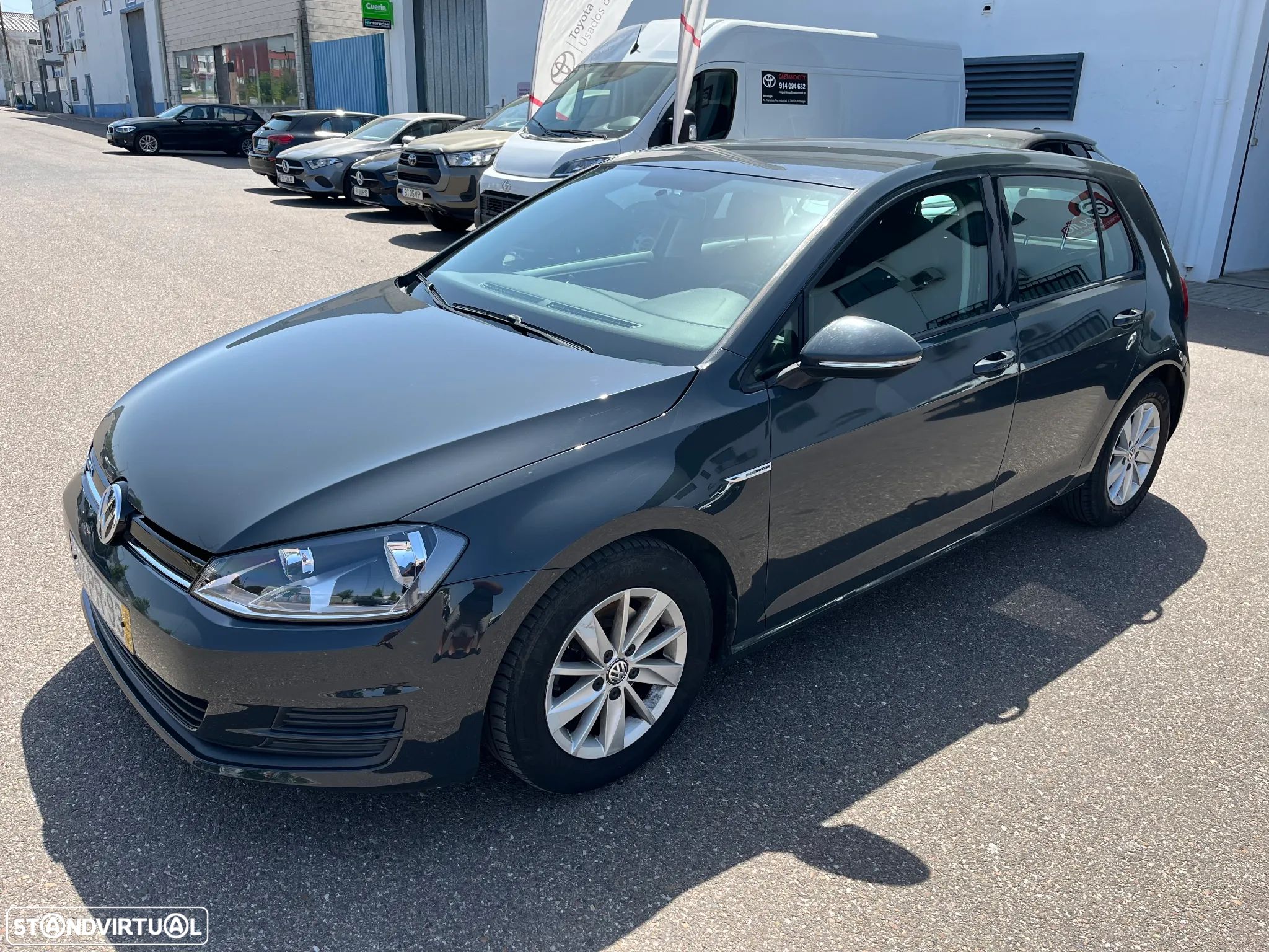 VW Golf 1.6 TDi BlueMotion Confortline - 1