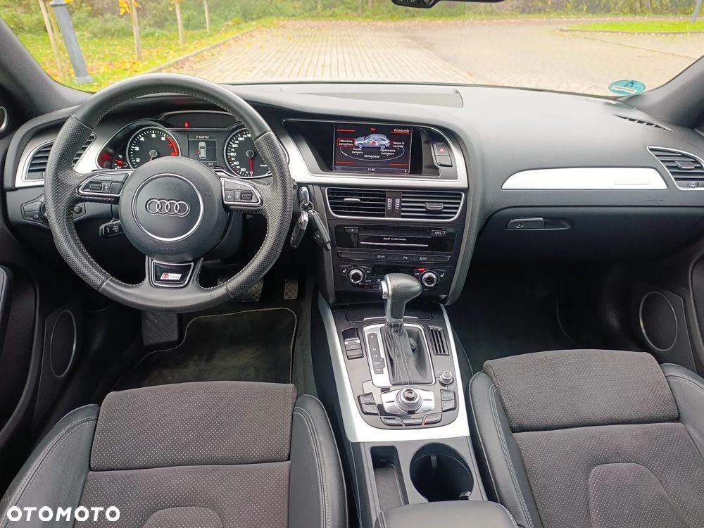 Audi A4 Avant 2.0 TFSI quattro S tronic S line Sportpaket - 22