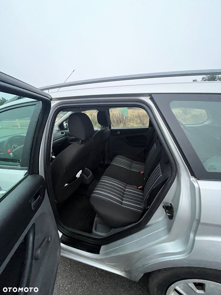 Ford Focus 1.6 16V Silver Magic - 7