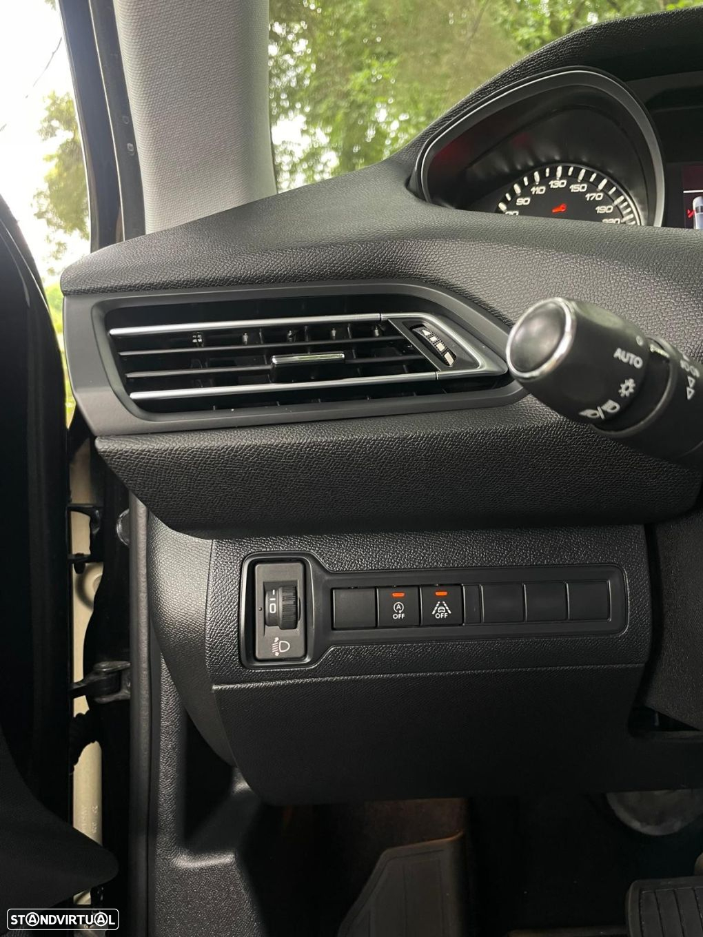 Peugeot 308 1.2 PureTech Allure Pack EAT8 - 19