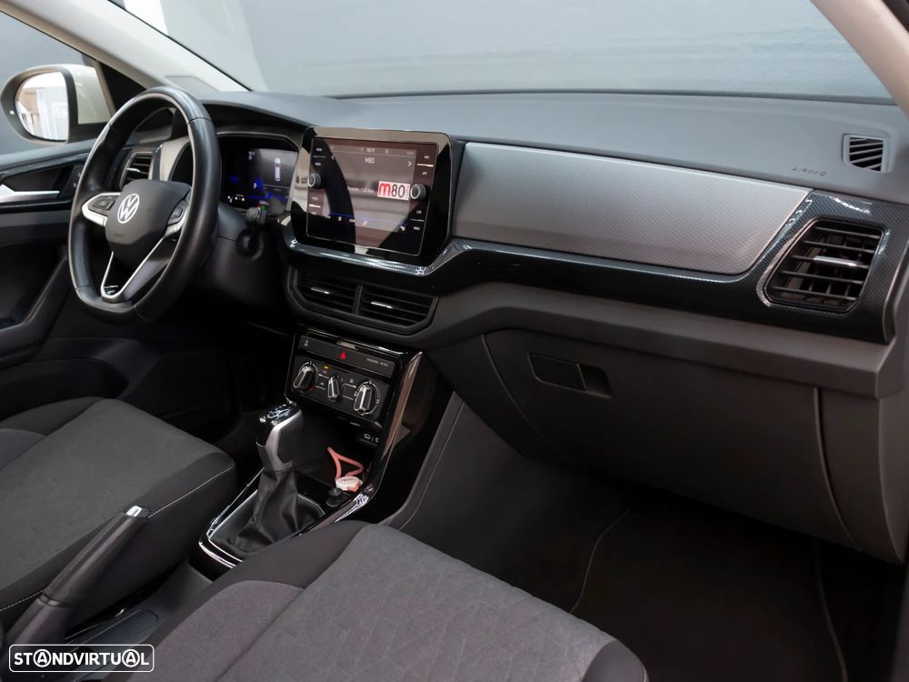 VW T-Cross 1.0 TSI Urban DSG - 13