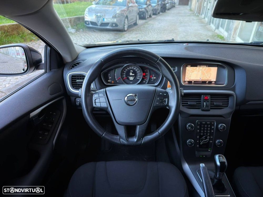 Volvo V40 2.0 D2 Kinetic - 6