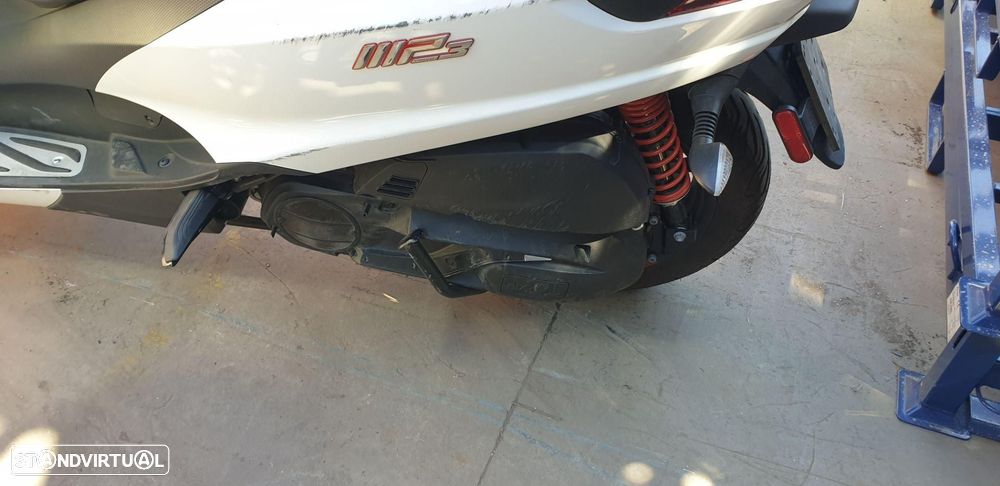 MOTOR COMPLETO PIAGGIO VESPA MP3 400 HPE REF. TD13M - 1