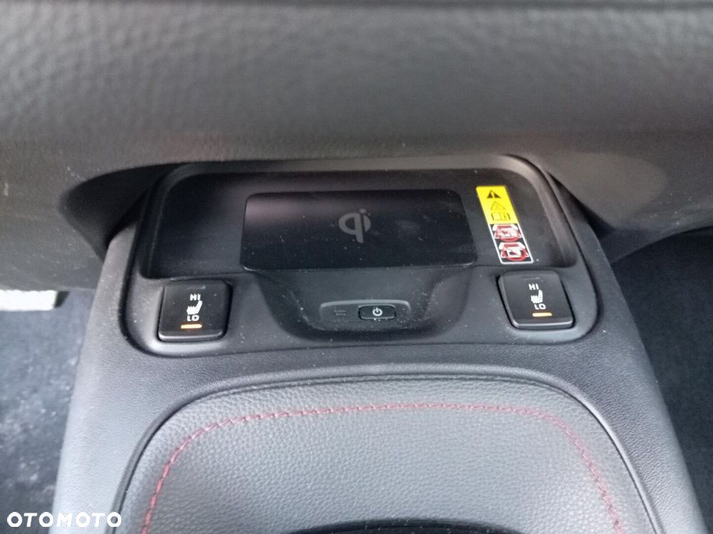 Toyota Corolla 2.0 Hybrid GR Sport - 17