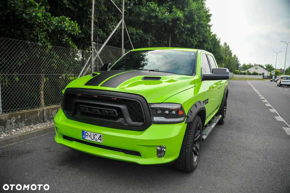 RAM 1500 5.7 Crew Cab Shortbed Limited Sport - 4