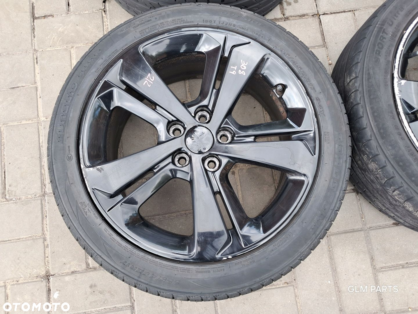 Peugeot 308 II T9 Felgi aluminiowe 17" 7,5" ET44 5x108 9677989777 - 2