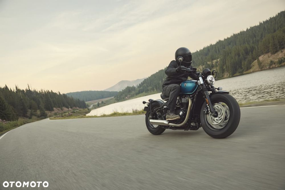 Triumph Bonneville Bobber - 1