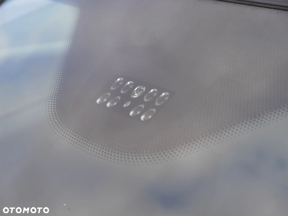 Mercedes-Benz Klasa C 180 Kompressor Automatik - 16