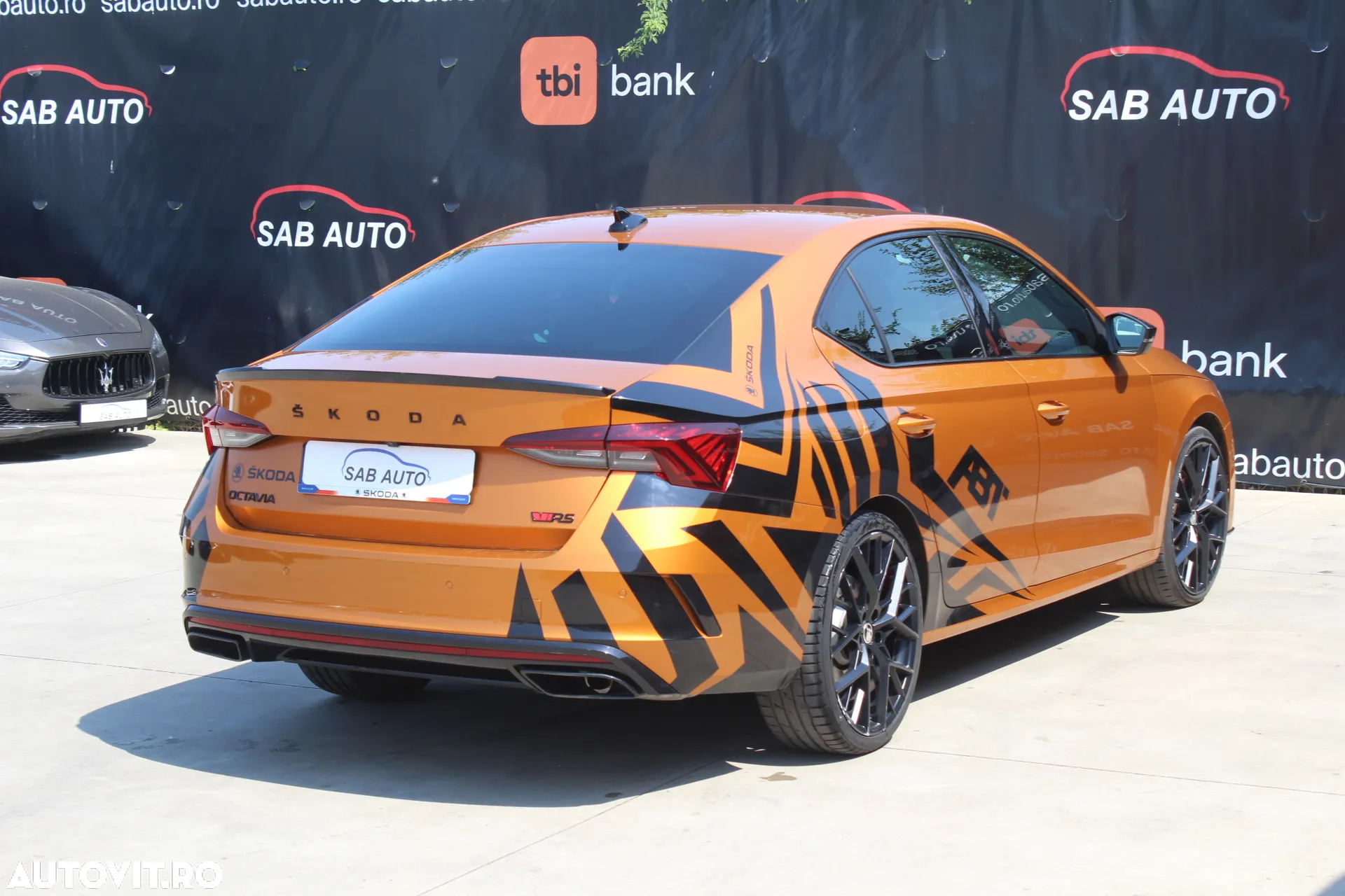 Skoda Octavia 2.0 TSI DSG RS - 19