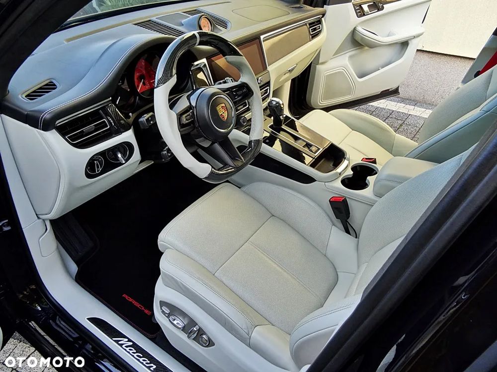 Porsche Macan - 5