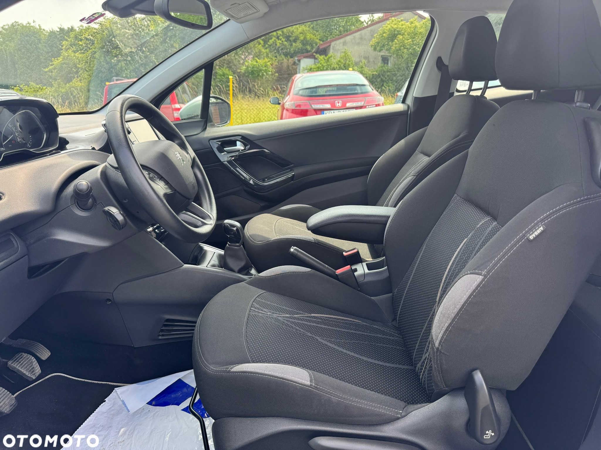 Peugeot 208 1.2 PureTech Active - 11