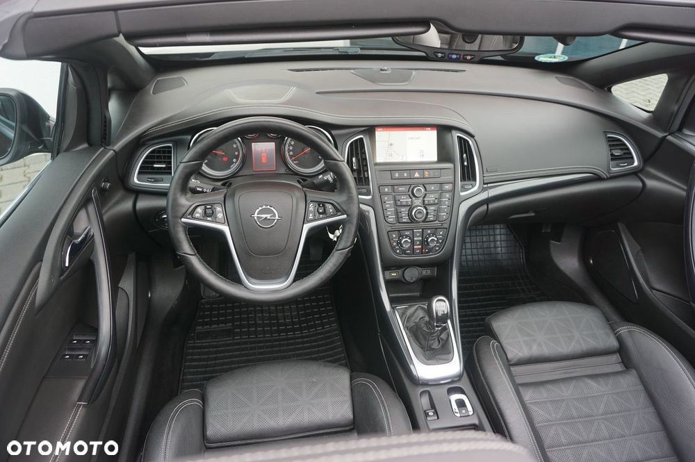 Opel Cascada 1.4 T Cosmo S&S EU6 - 18