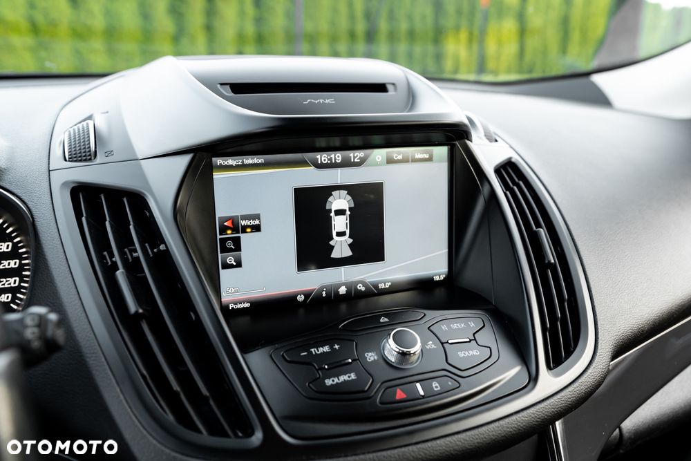 Ford Kuga 2.0 EcoBlue 4x4 TITANIUM - 35