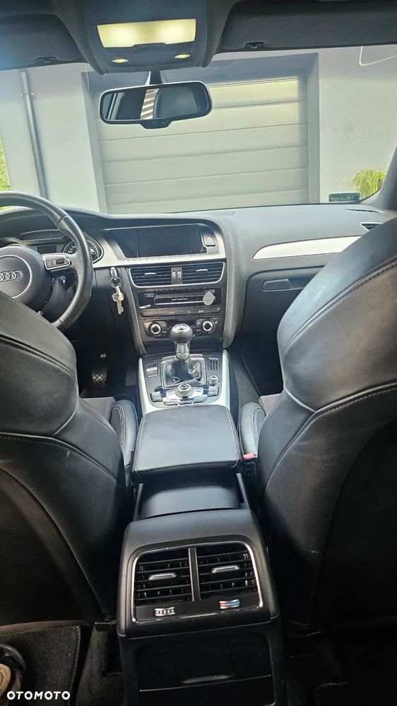 Audi A4 Avant 2.0 TDI DPF S line Sportpaket - 13