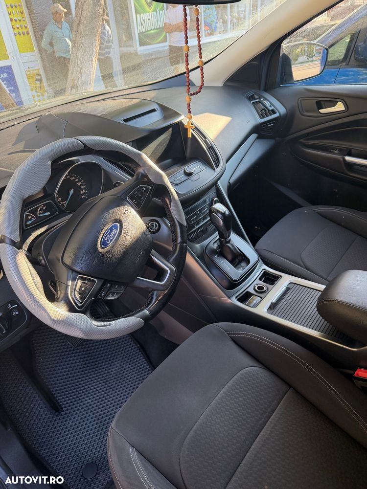 Ford Kuga - 7