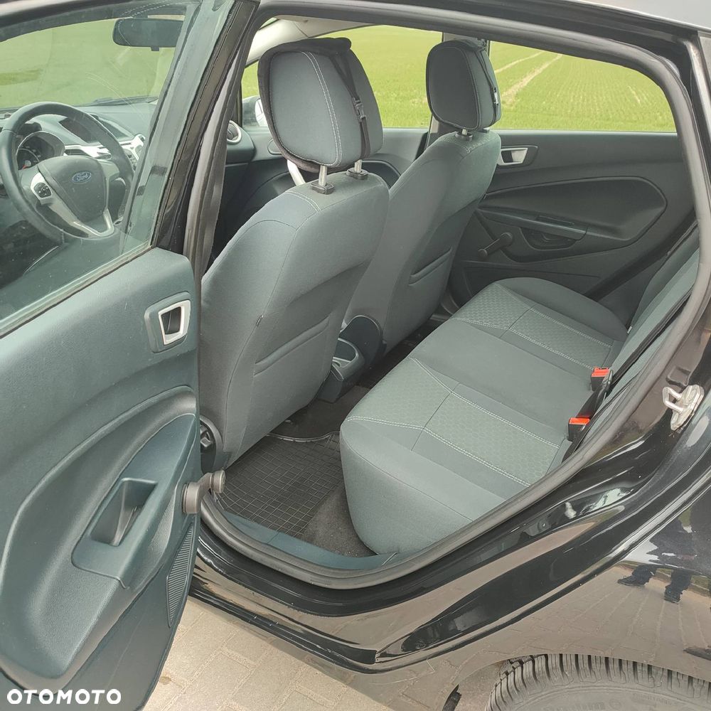 Ford Fiesta 1.25 Titanium X - 16