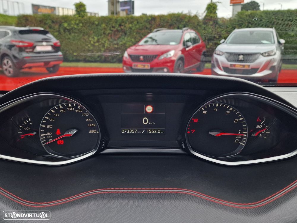 Peugeot 308 1.2 PureTech GT Line - 25