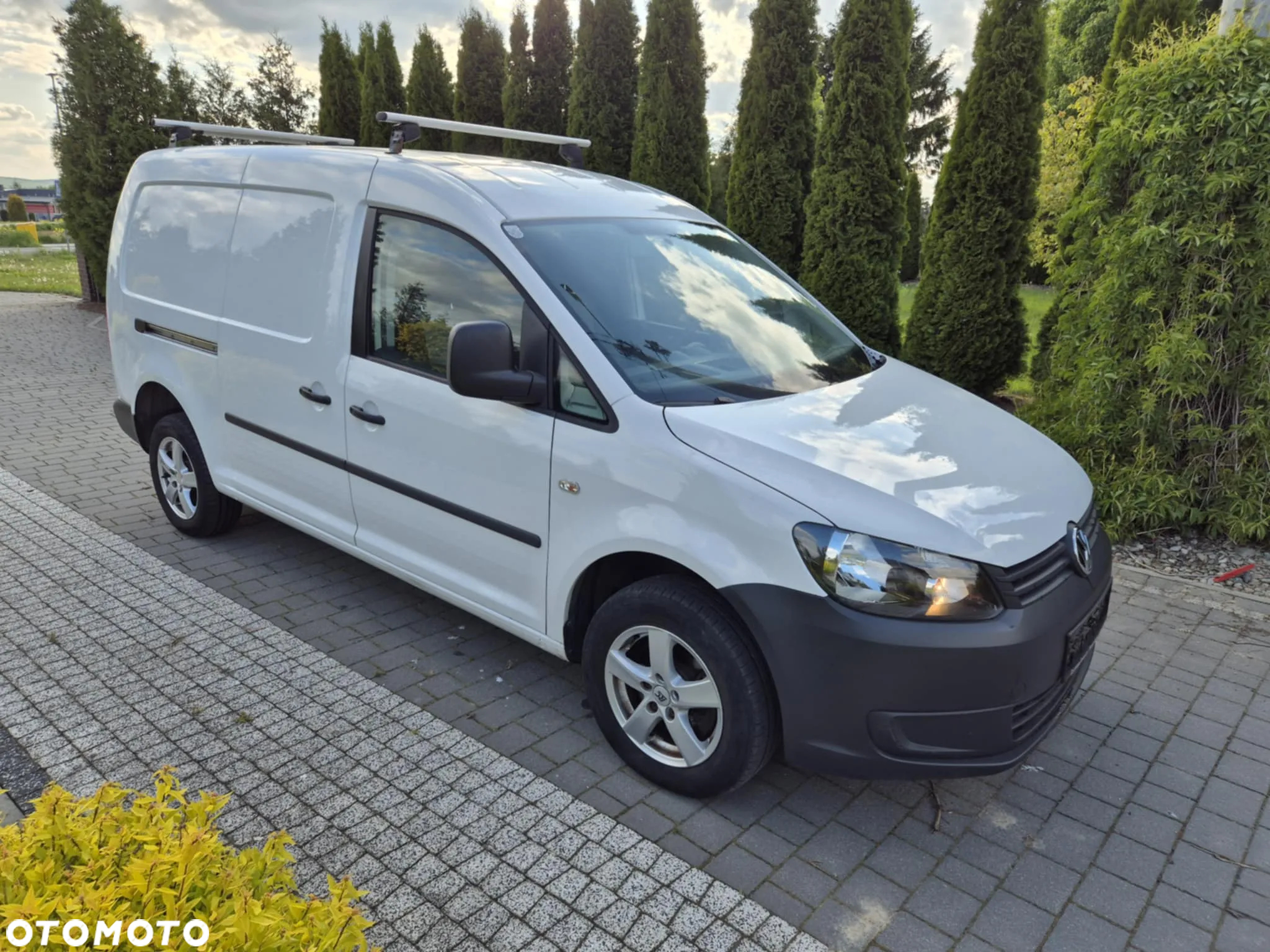 Volkswagen Caddy Maxi - 3
