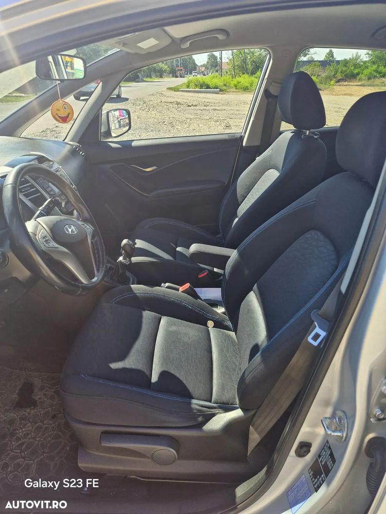 Hyundai ix20 1.4 blue Comfort - 8