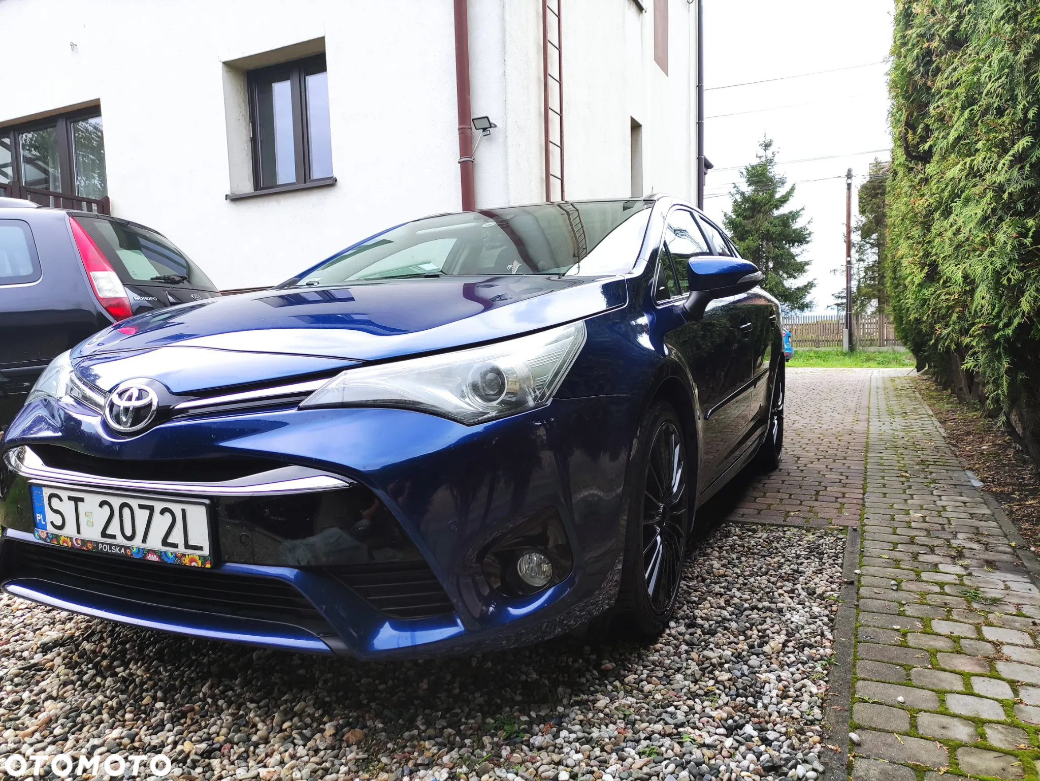 Toyota Avensis 2.0 D-4D Prestige - 2