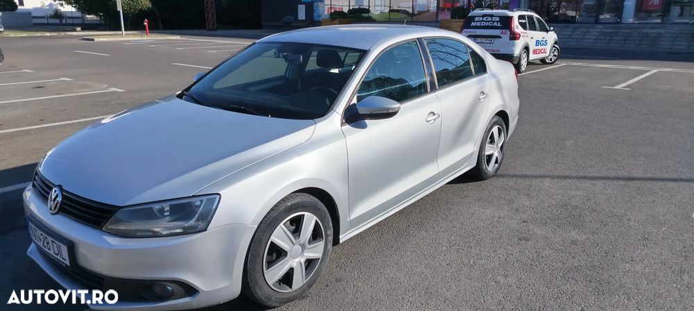 Volkswagen Jetta 1.2 TSI Comfortline - 17
