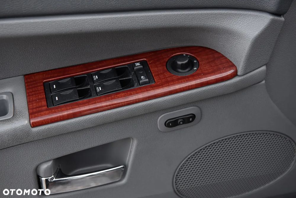 Jeep Grand Cherokee 4.7 Automatik Limited - 3