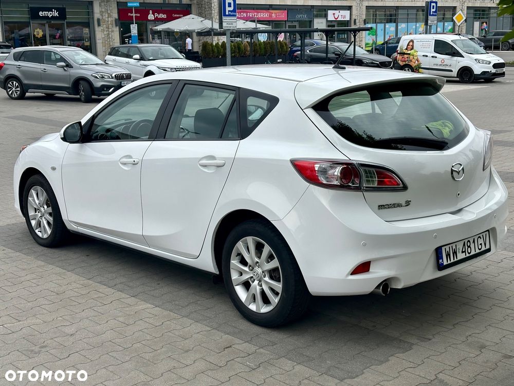 Mazda 3 2.0 Exclusive + - 4