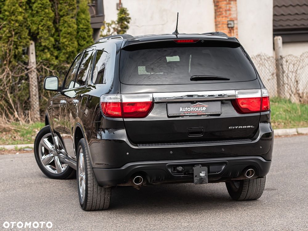 Dodge Durango 5.7 HEMI - 12