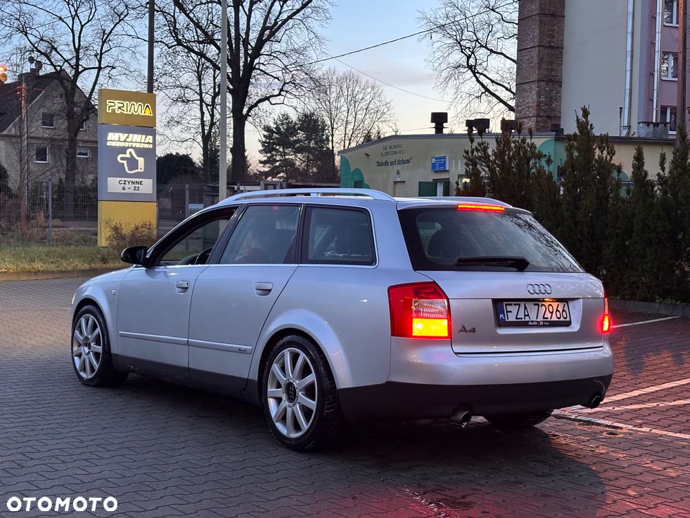 Audi A4 Avant 1.8 T - 12