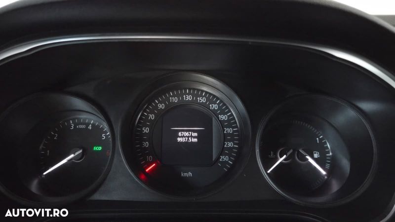 Renault Megane TCe Business - 11
