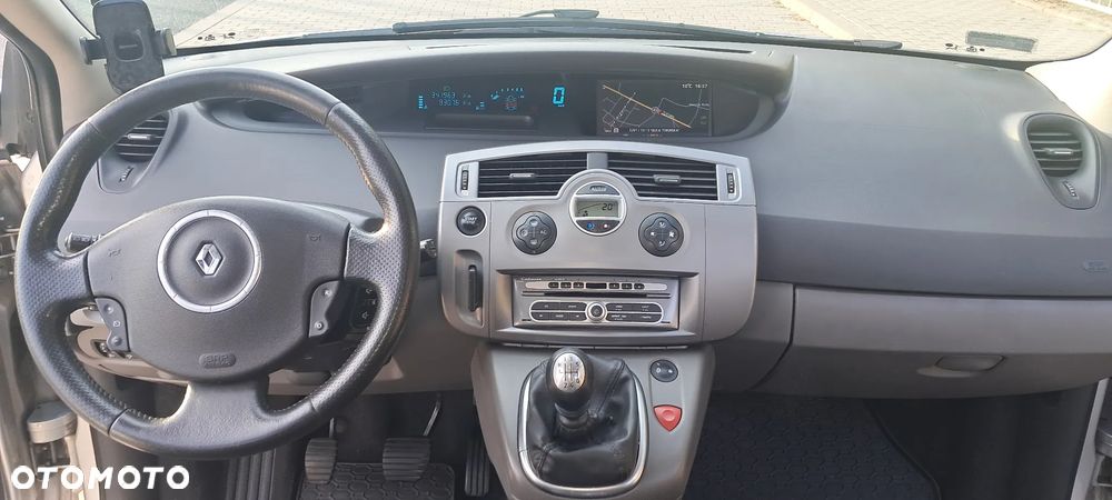 Renault Grand Scenic - 7
