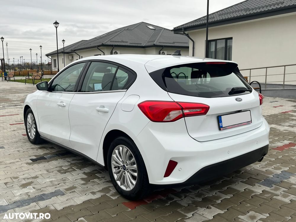 Ford Focus 1.5 EcoBlue Titanium Business - 4