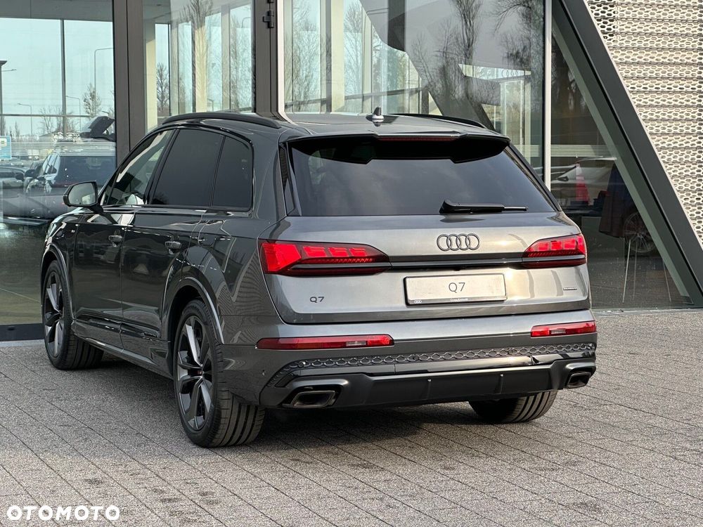 Audi Q7 - 8