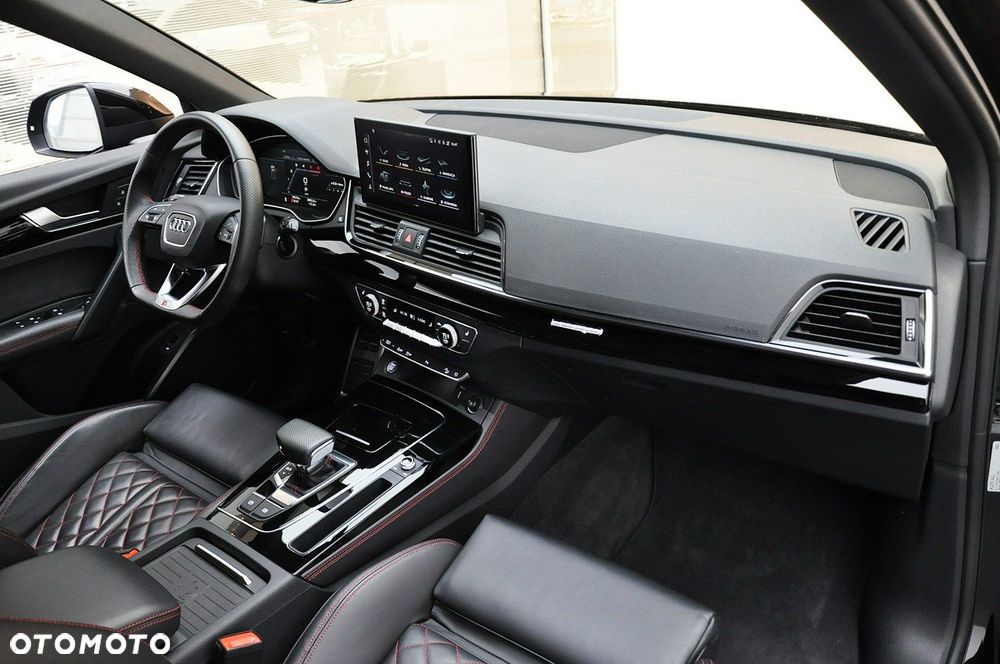 Audi Q5 Sportback - 25