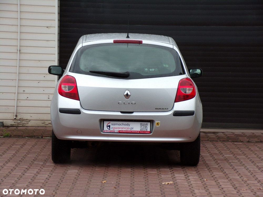 Renault Clio - 13