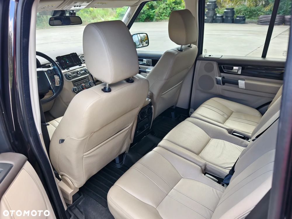 Land Rover Discovery IV 2.7D V6 HSE - 10