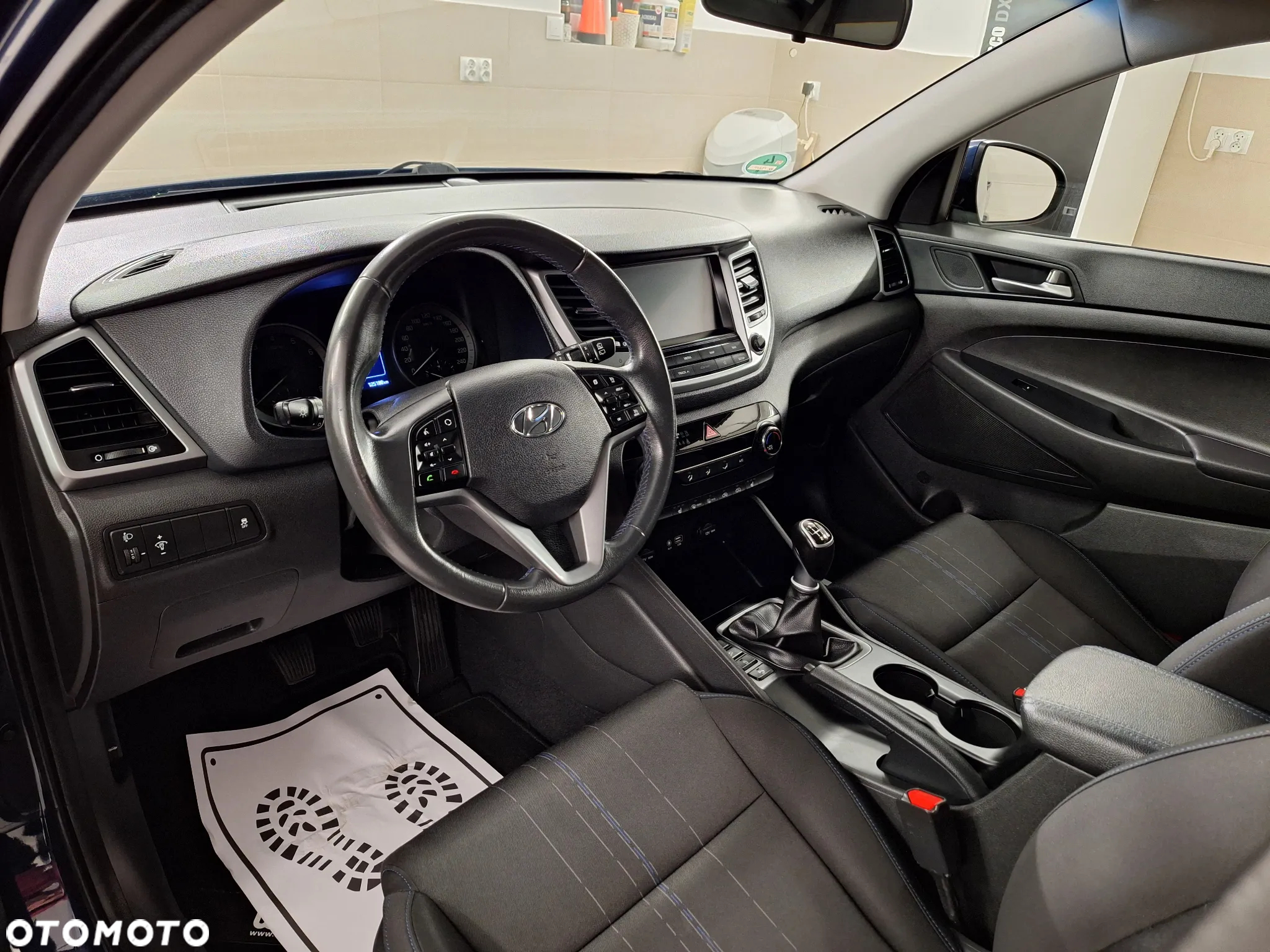 Hyundai Tucson blue 1.6 GDi 2WD Navi - 16