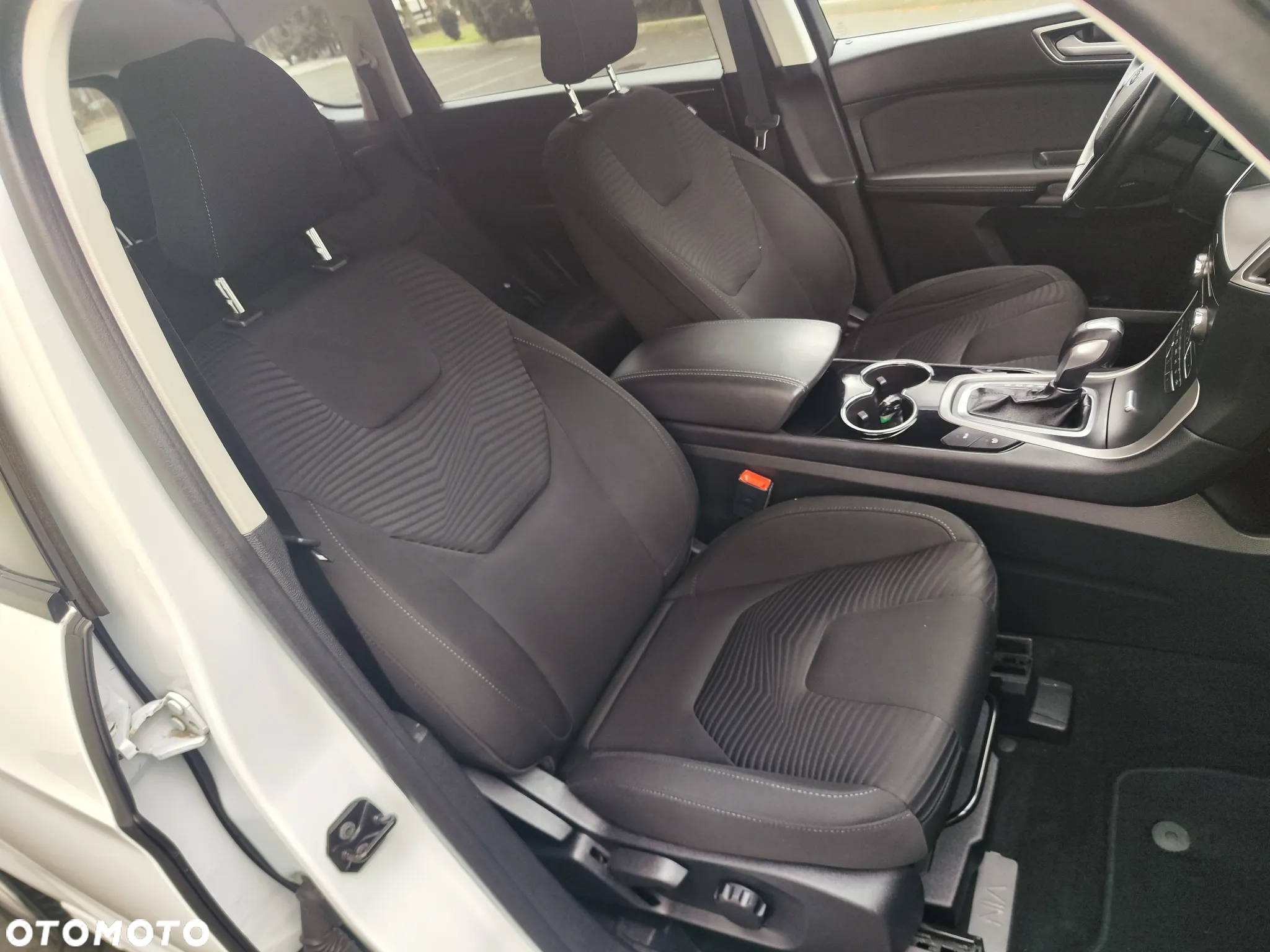 Ford S-Max 2.0 TDCi Trend - 28